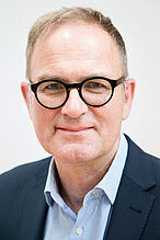 Johannes-Naeumann_web