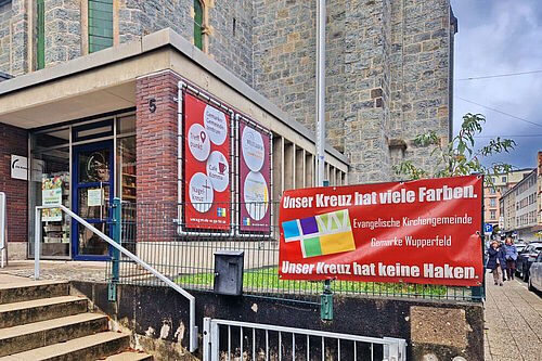 Das Nagelkreuzzentrum an der Gemarker Kircher