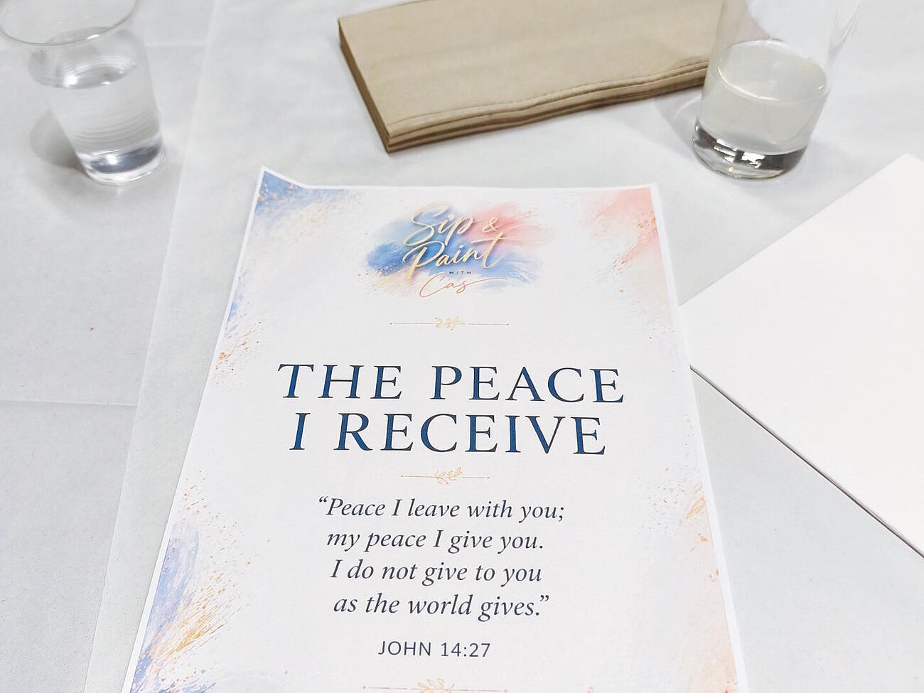 Ein Zettel mit dem Schriftzug "The peace I receive"