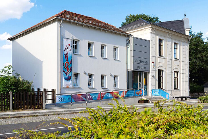 Blick auf das Gebäude des Völkerkundemuseums in Herrnhut