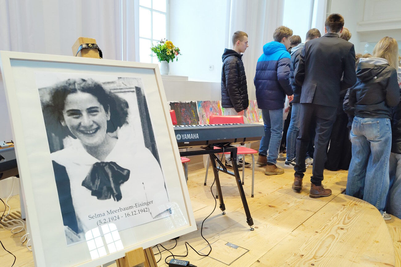 Zu sehen ist ein Foto von Selma Meerbaum-Eisinger