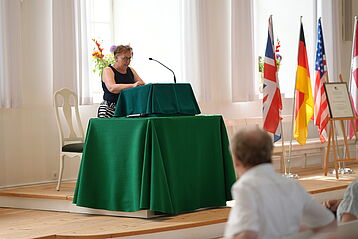 Andrea Kretschmar am Liturgustisch