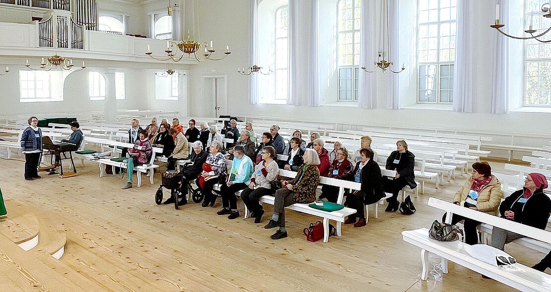 Schwesterntag_2025_-_Andacht_im_Saal