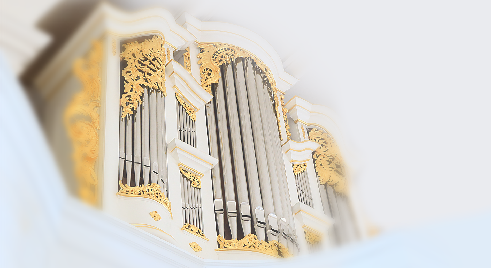 Prospekt der Orgel im Kirchensaal der Brüdergemeine in Königsfeld