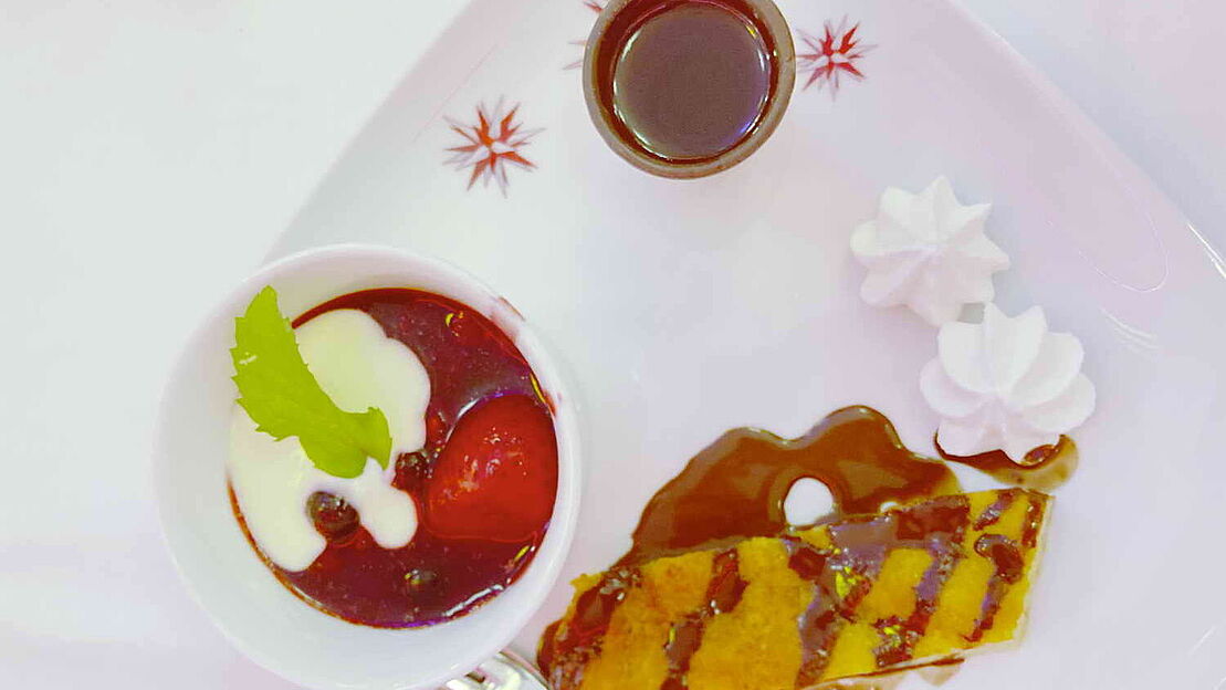 Zum Artikel über das Welterbedinner in der Herrnhuter Sternemanufaktur