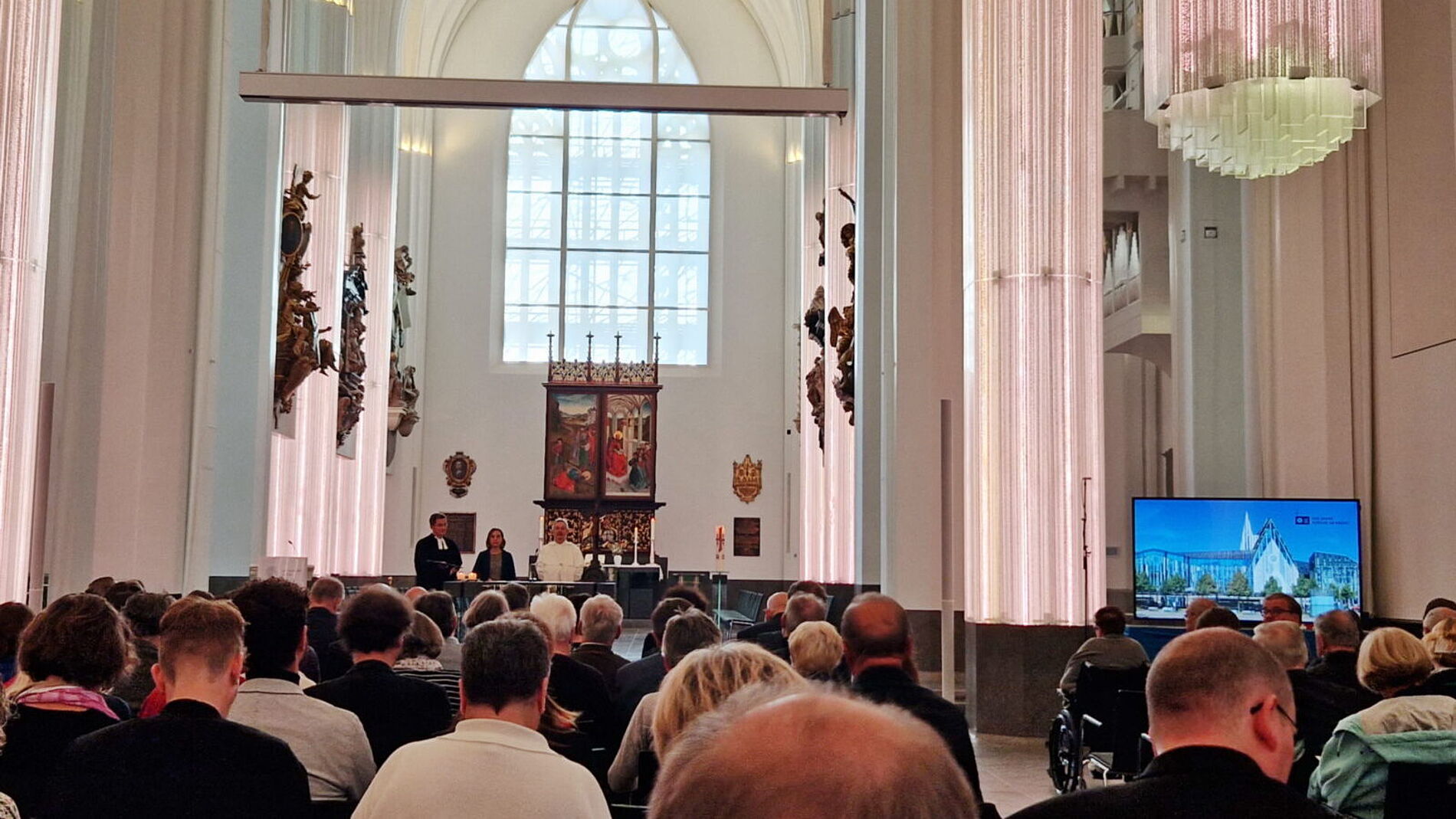 Gottesdienst_100_Jahre_Kirche_im_Radio_03